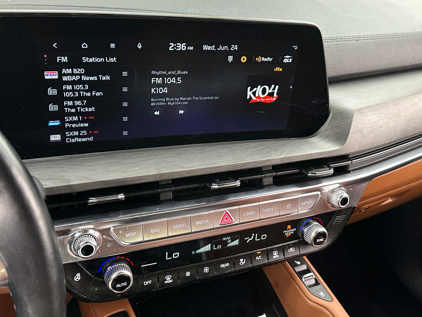 Thumbnail: 2023 Kia Telluride - 3