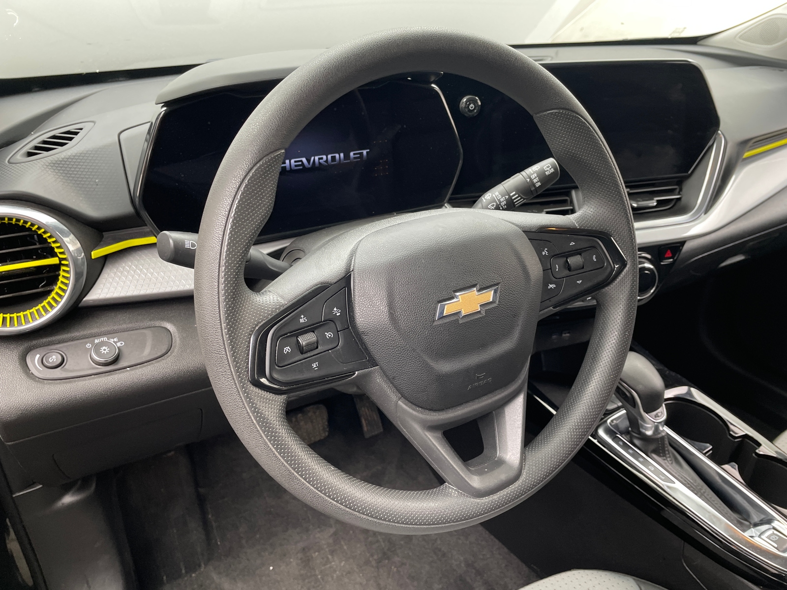 Thumbnail: 2024 Chevrolet Trax - 5