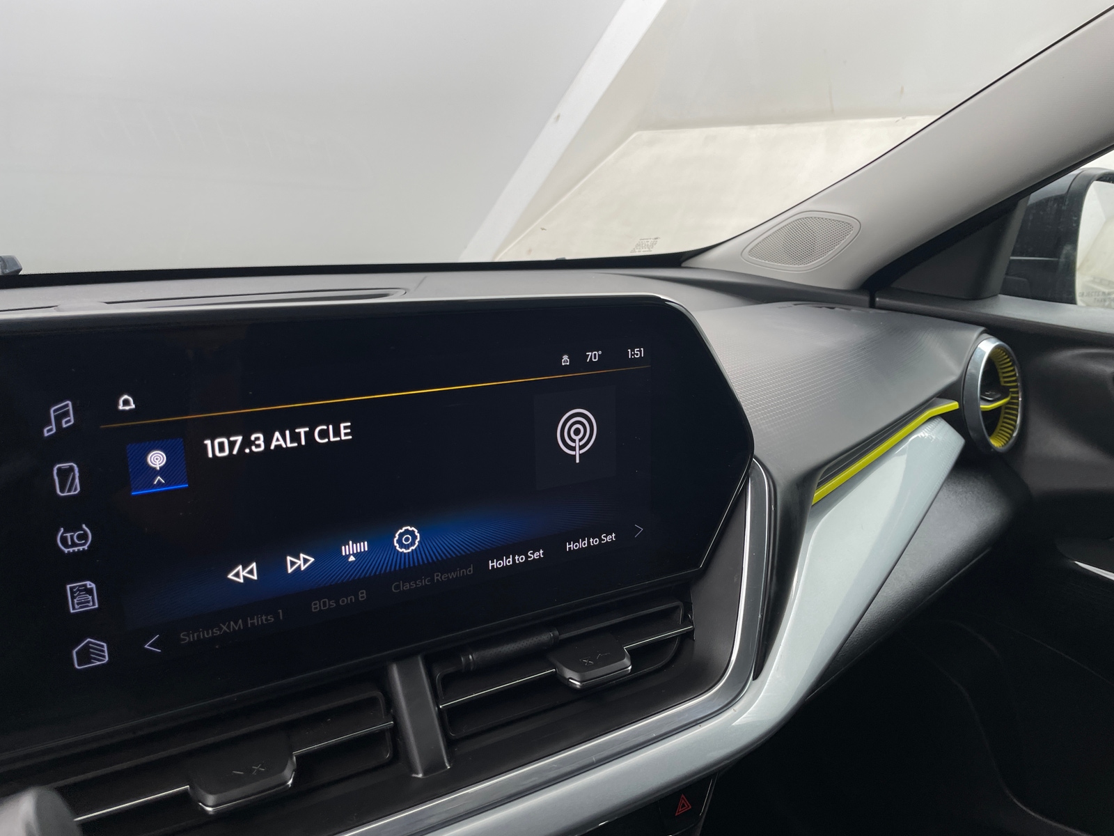 Thumbnail: 2024 Chevrolet Trax - 4