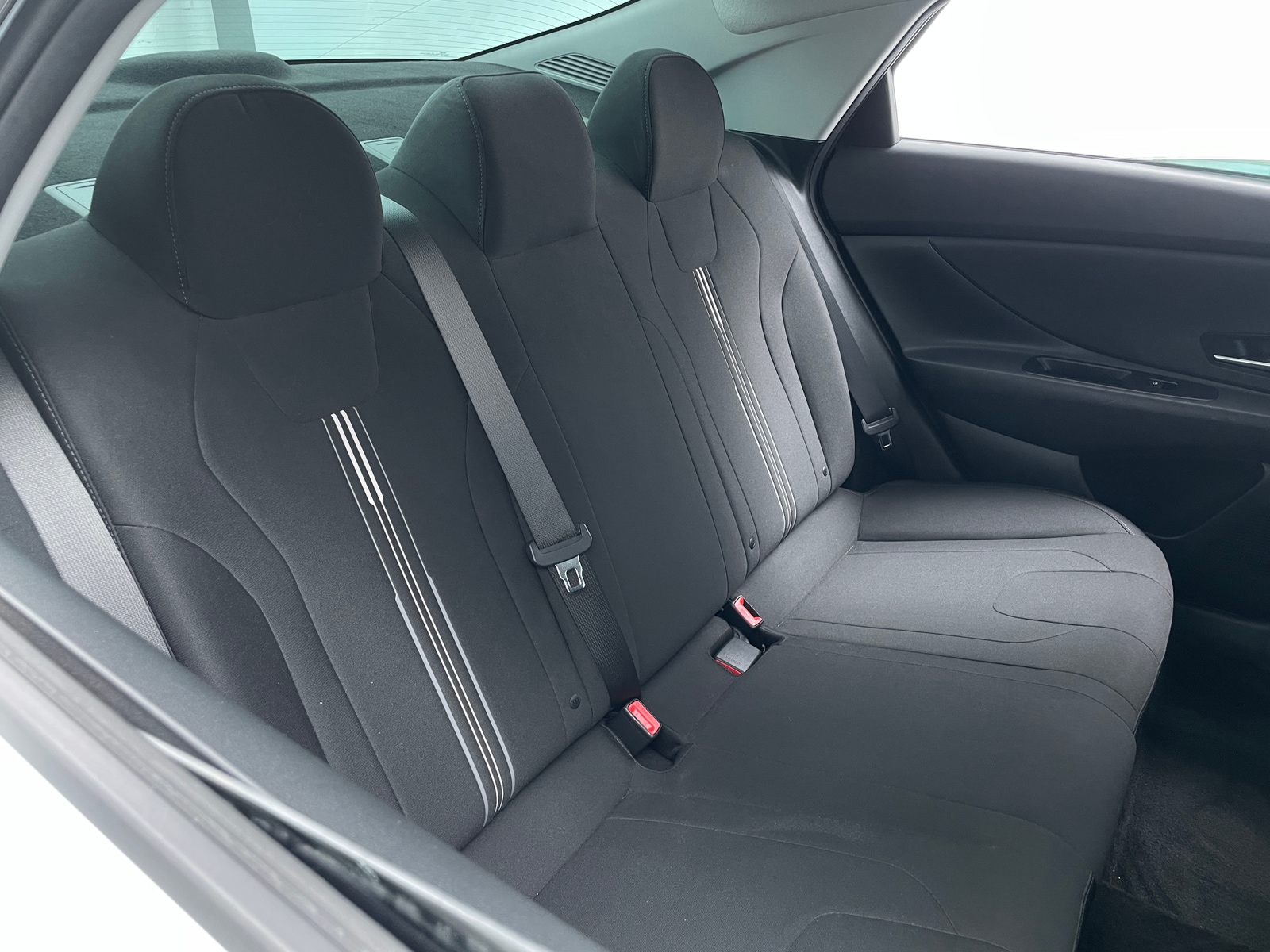 Thumbnail: 2021 Hyundai Elantra - 6