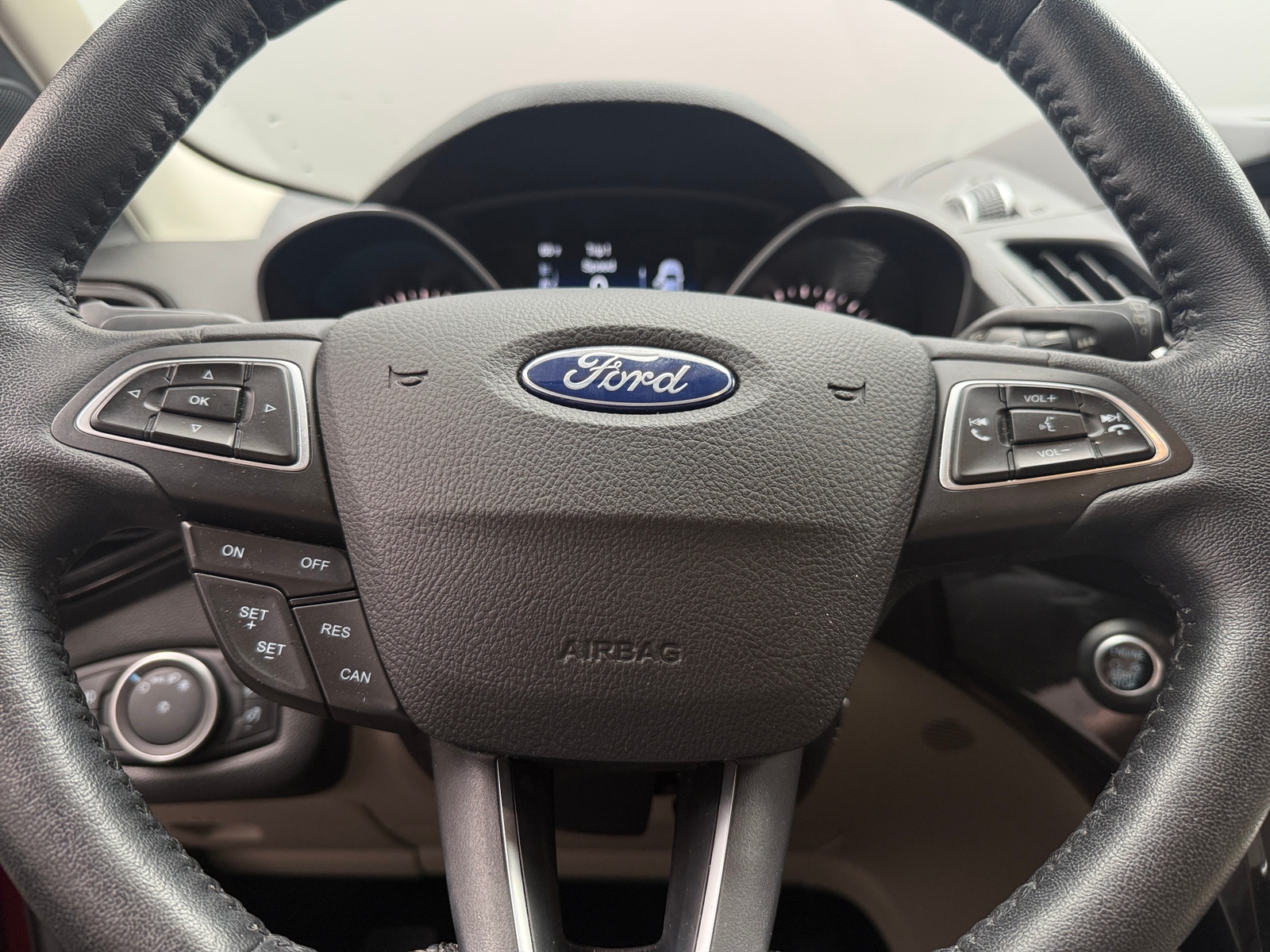 Thumbnail: 2017 Ford Escape - 4