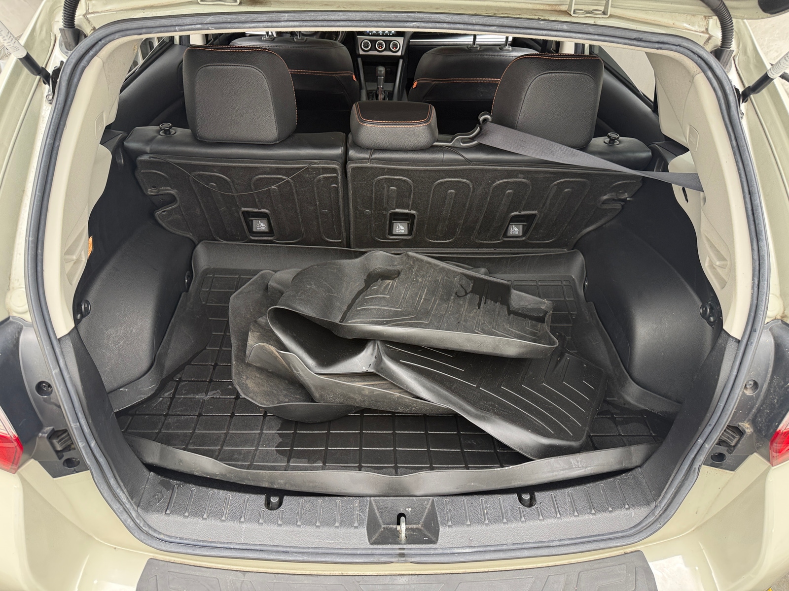 Thumbnail: 2016 Subaru Crosstrek - 6