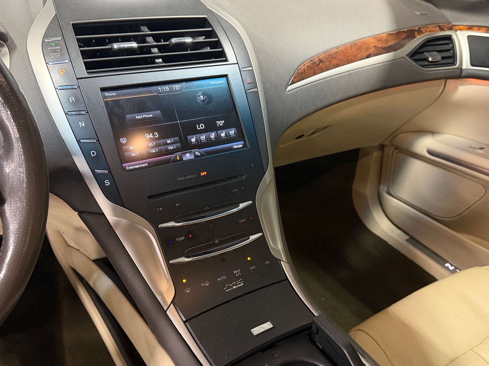 Thumbnail: 2013 Lincoln MKZ - 3