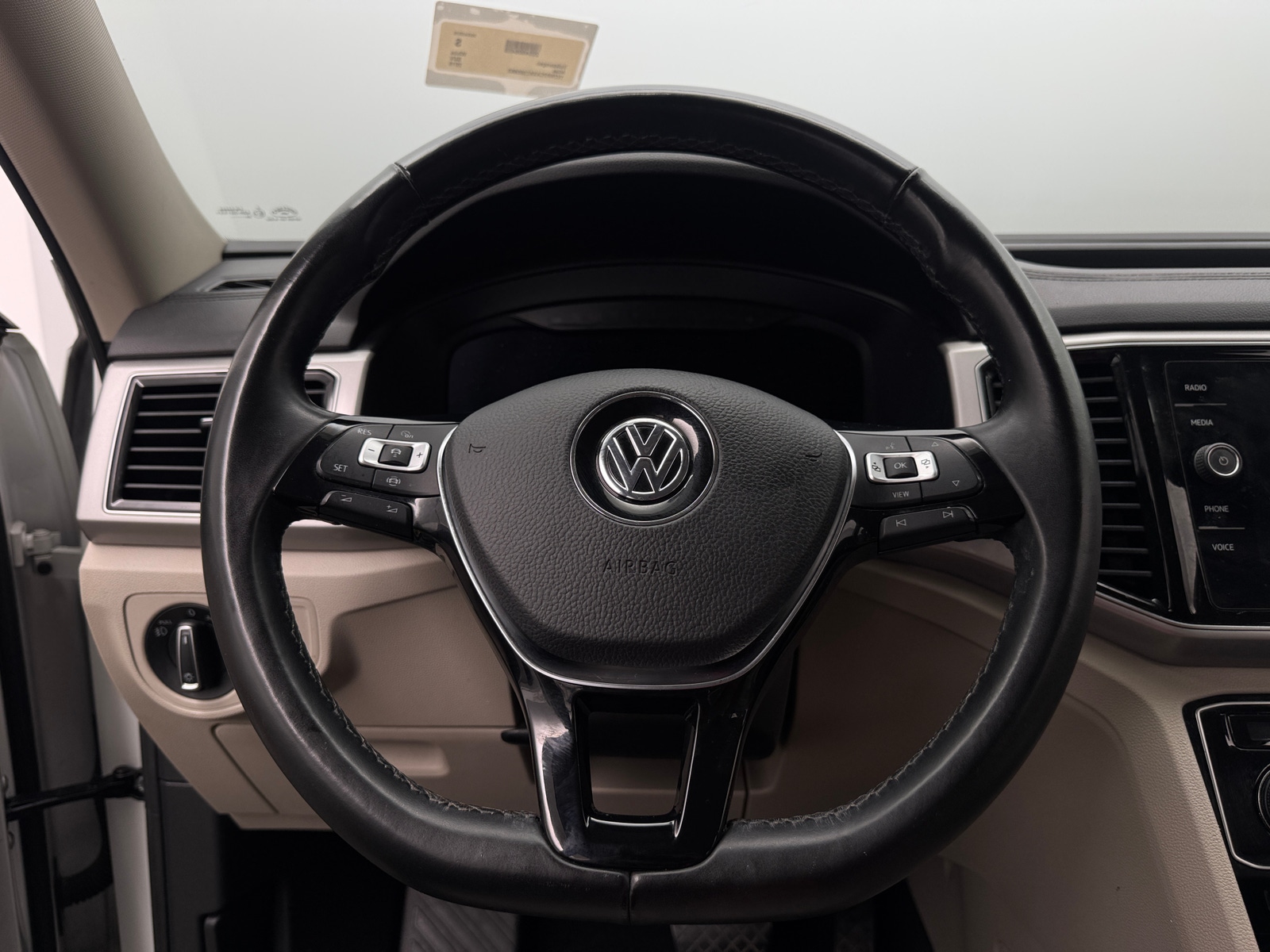 Thumbnail: 2019 Volkswagen Atlas - 4