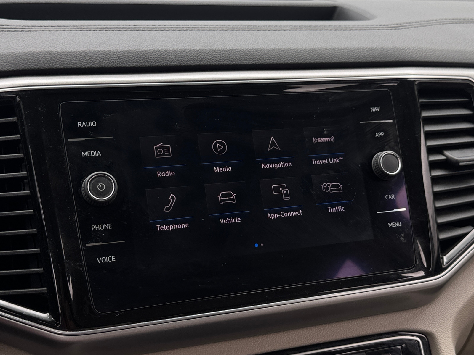 Thumbnail: 2019 Volkswagen Atlas - 3