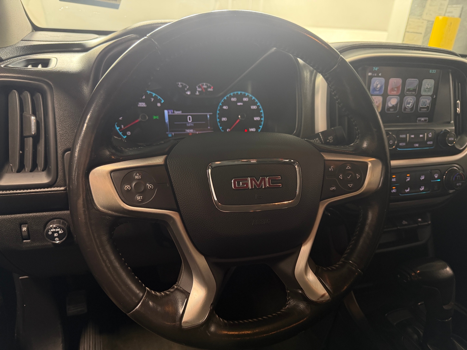 Thumbnail: 2018 GMC Canyon - 5
