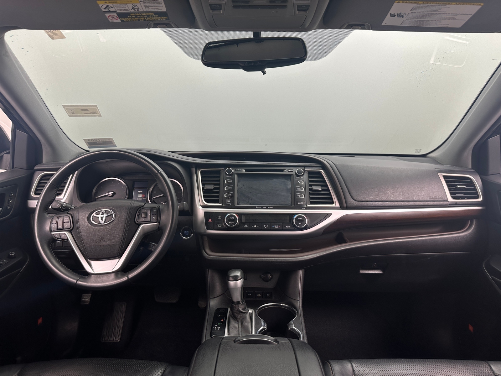 Thumbnail: 2016 Toyota Highlander - 2