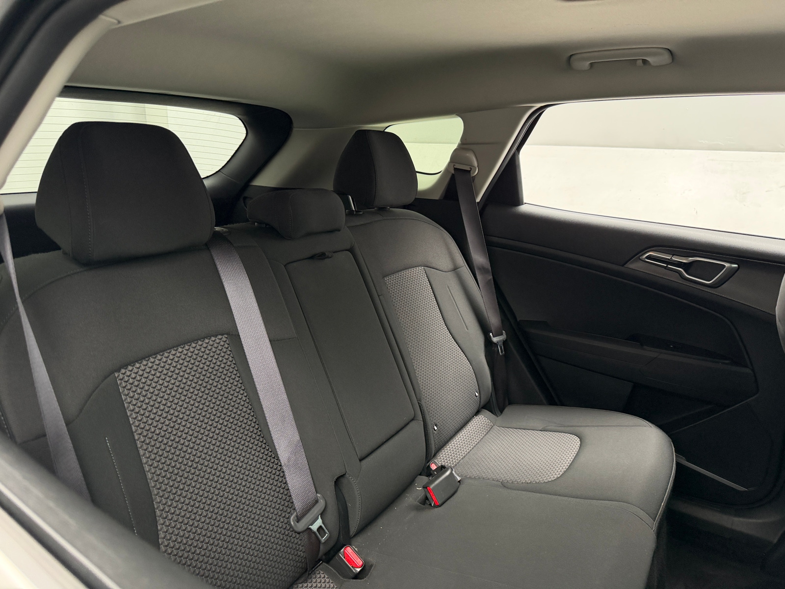 Thumbnail: 2023 Kia Sportage - 6