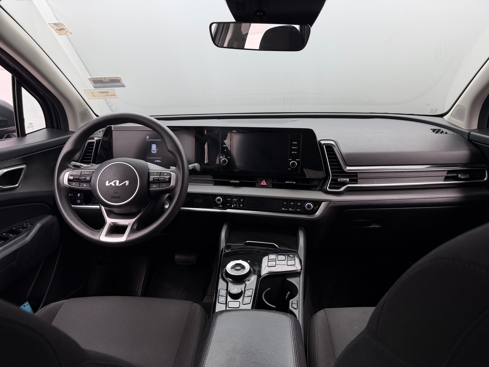 Thumbnail: 2023 Kia Sportage - 3