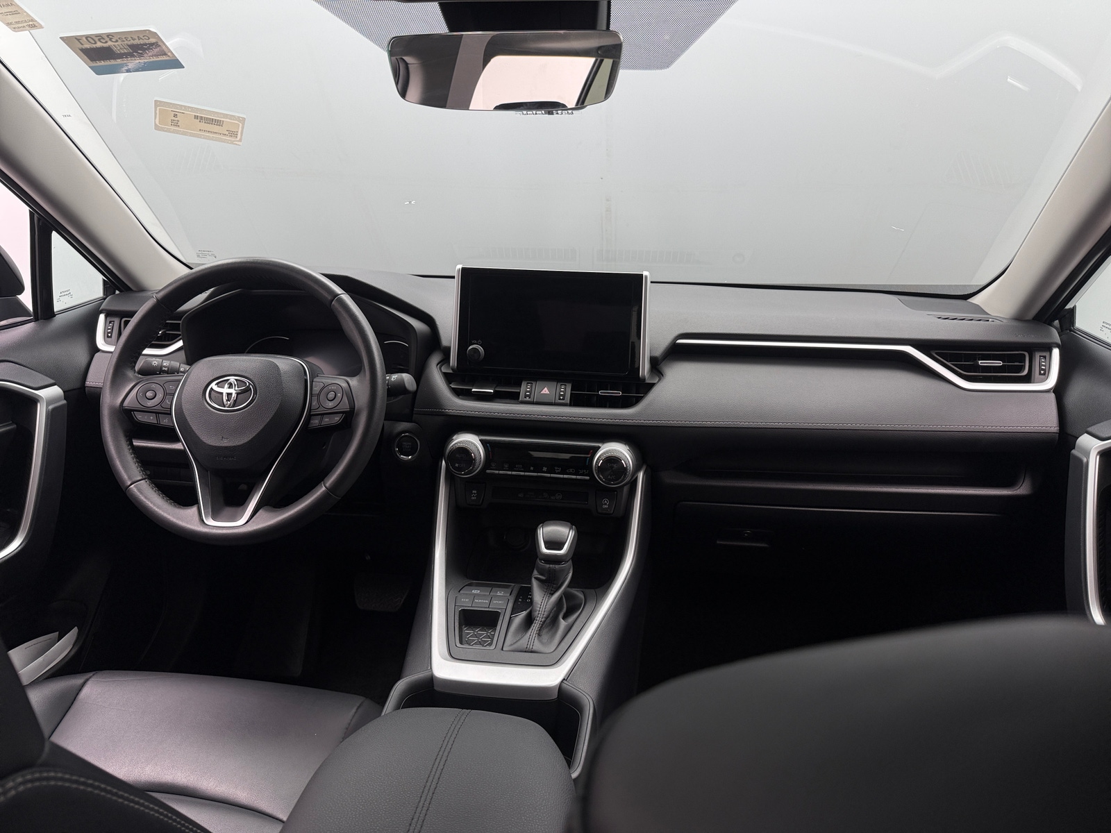 Thumbnail: 2024 Toyota RAV4 - 2