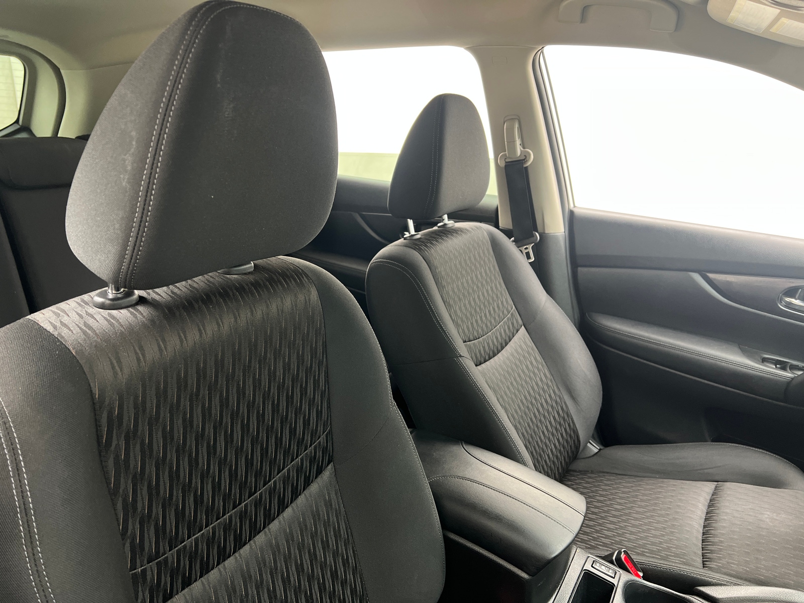 Thumbnail: 2018 Nissan Rogue - 2