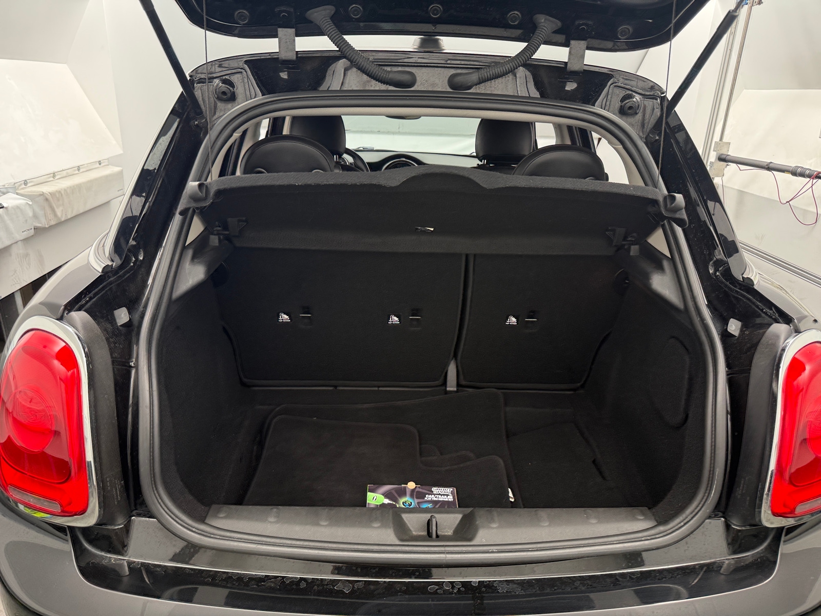 Thumbnail: 2018 MINI Cooper Hardtop - 6