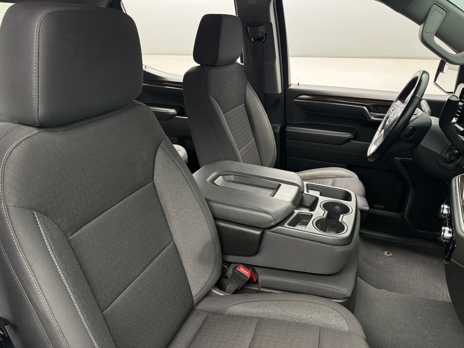 Thumbnail: 2024 GMC Sierra 1500 - 2
