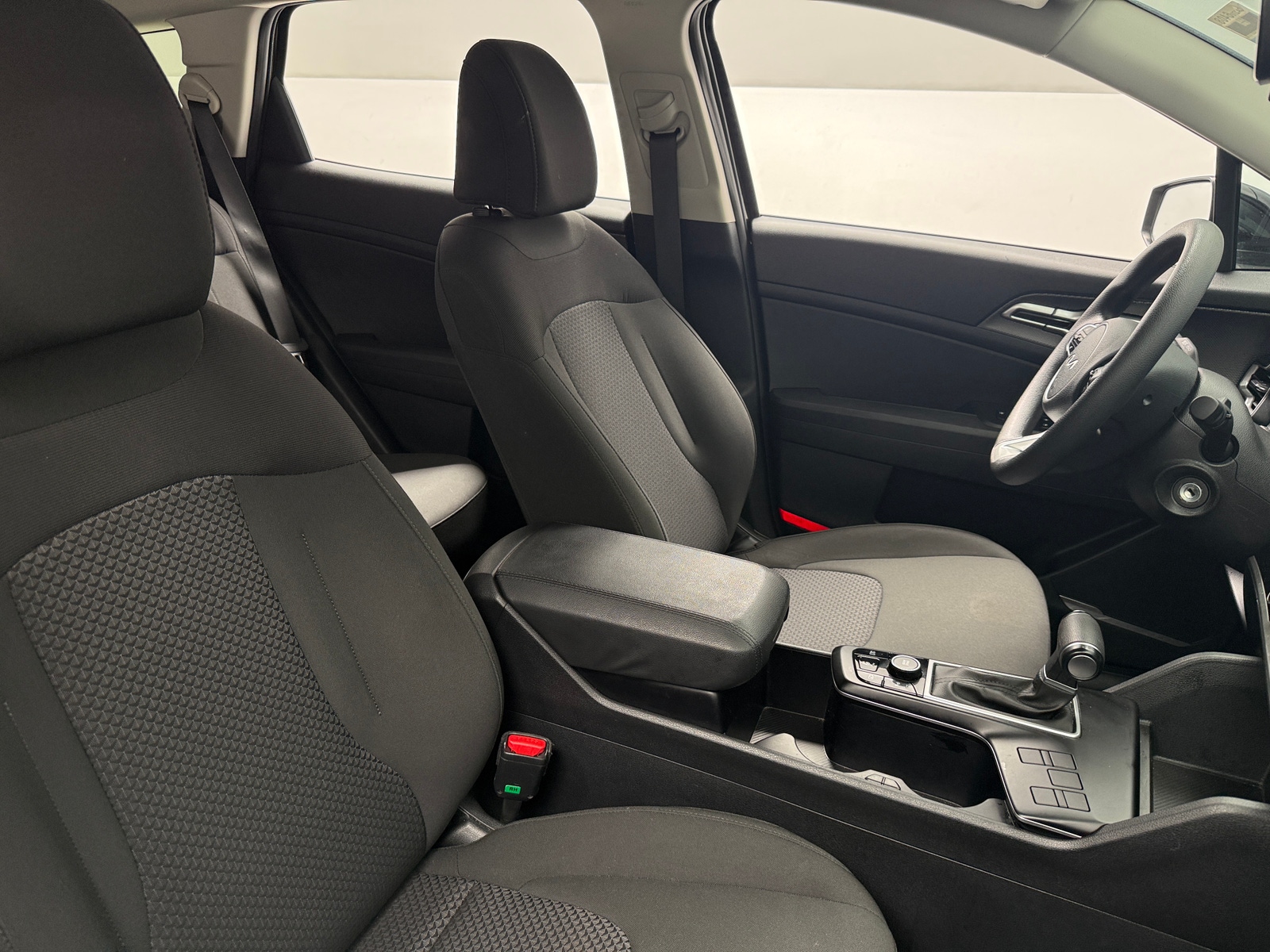 Thumbnail: 2025 Kia Sportage - 2