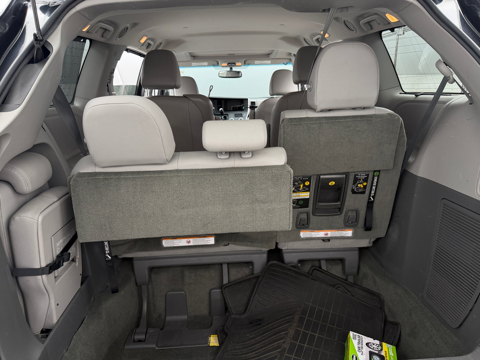 Thumbnail: 2015 Toyota Sienna - 6