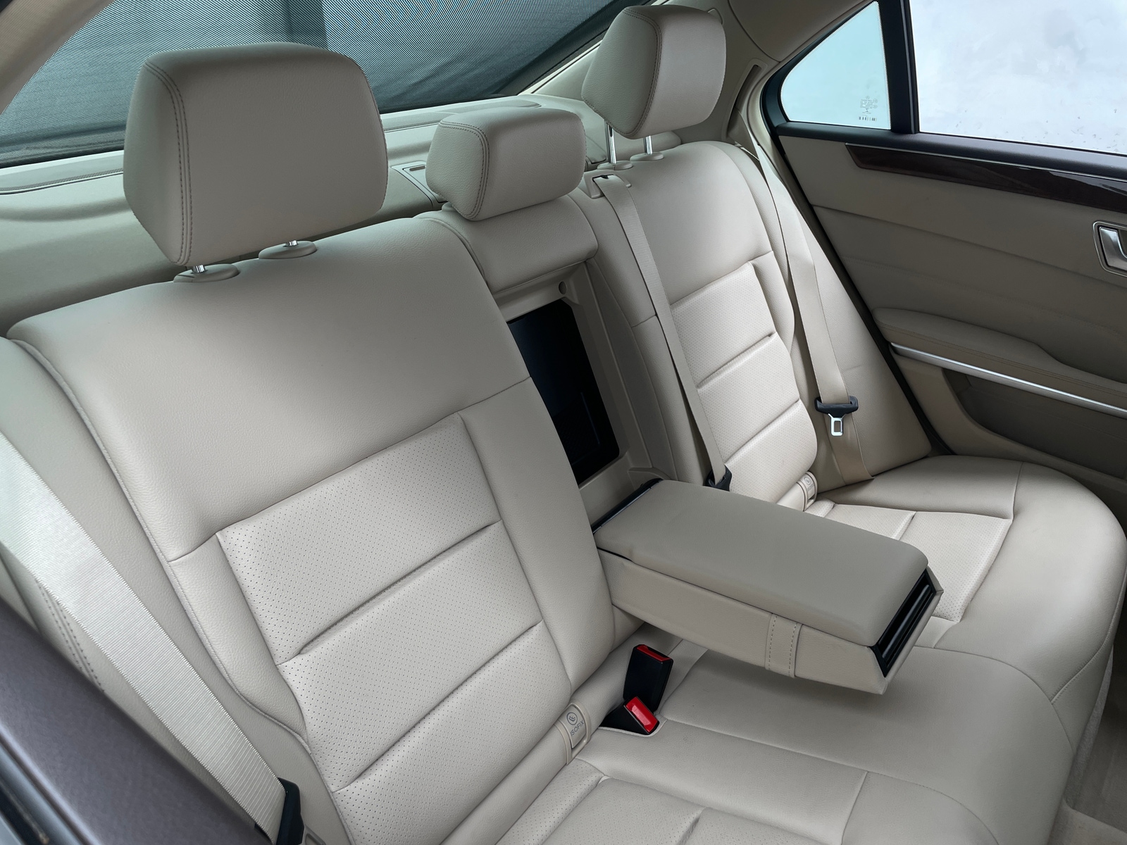 Thumbnail: 2015 Mercedes-Benz E-Class - 5