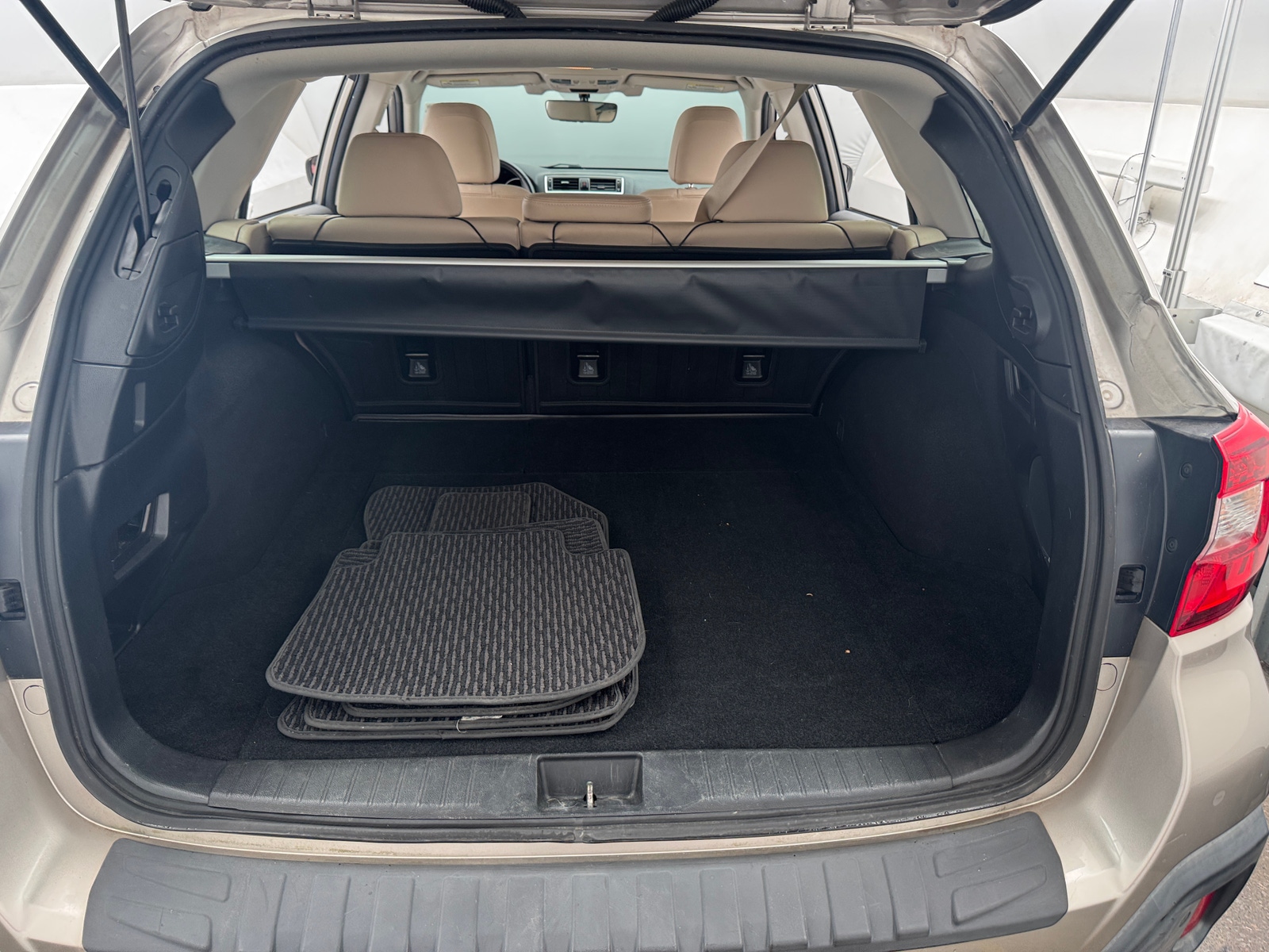 Thumbnail: 2018 Subaru Outback - 6