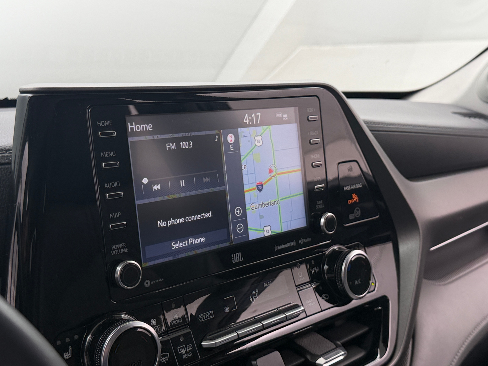 Thumbnail: 2021 Toyota Highlander - 4