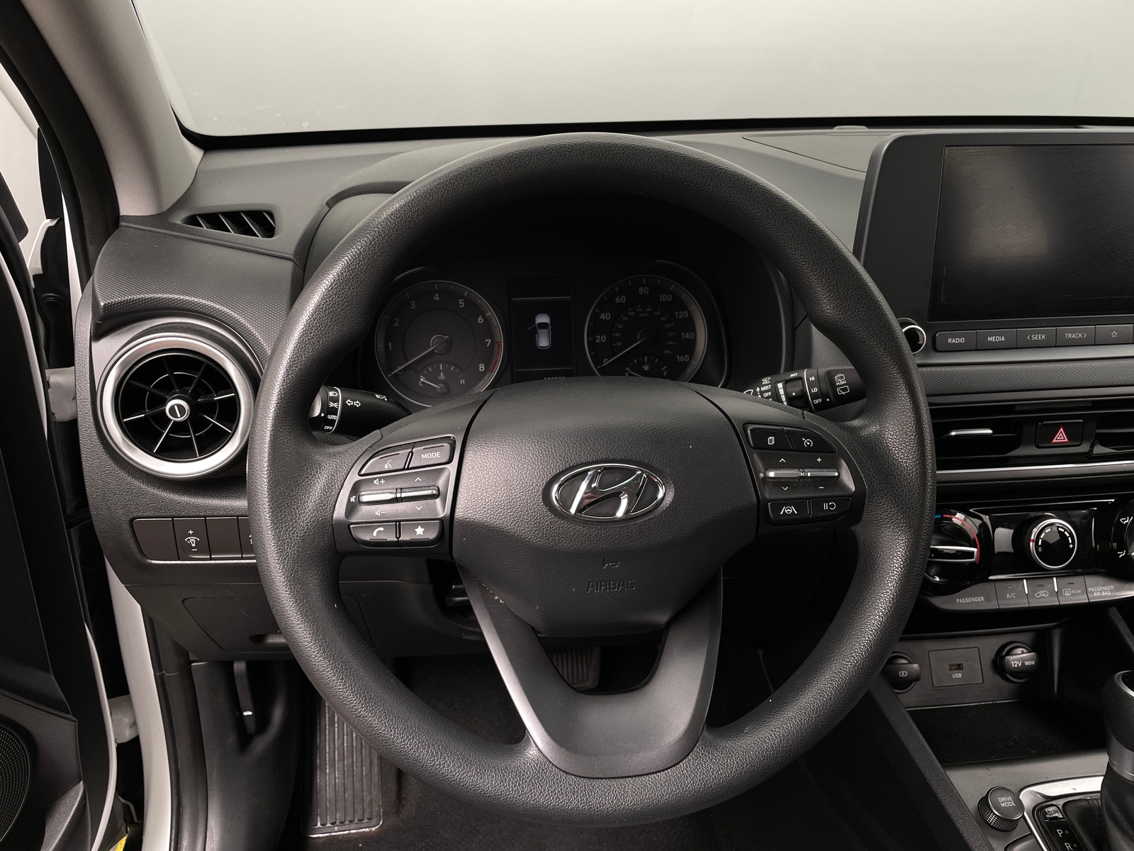Thumbnail: 2022 Hyundai Kona - 5