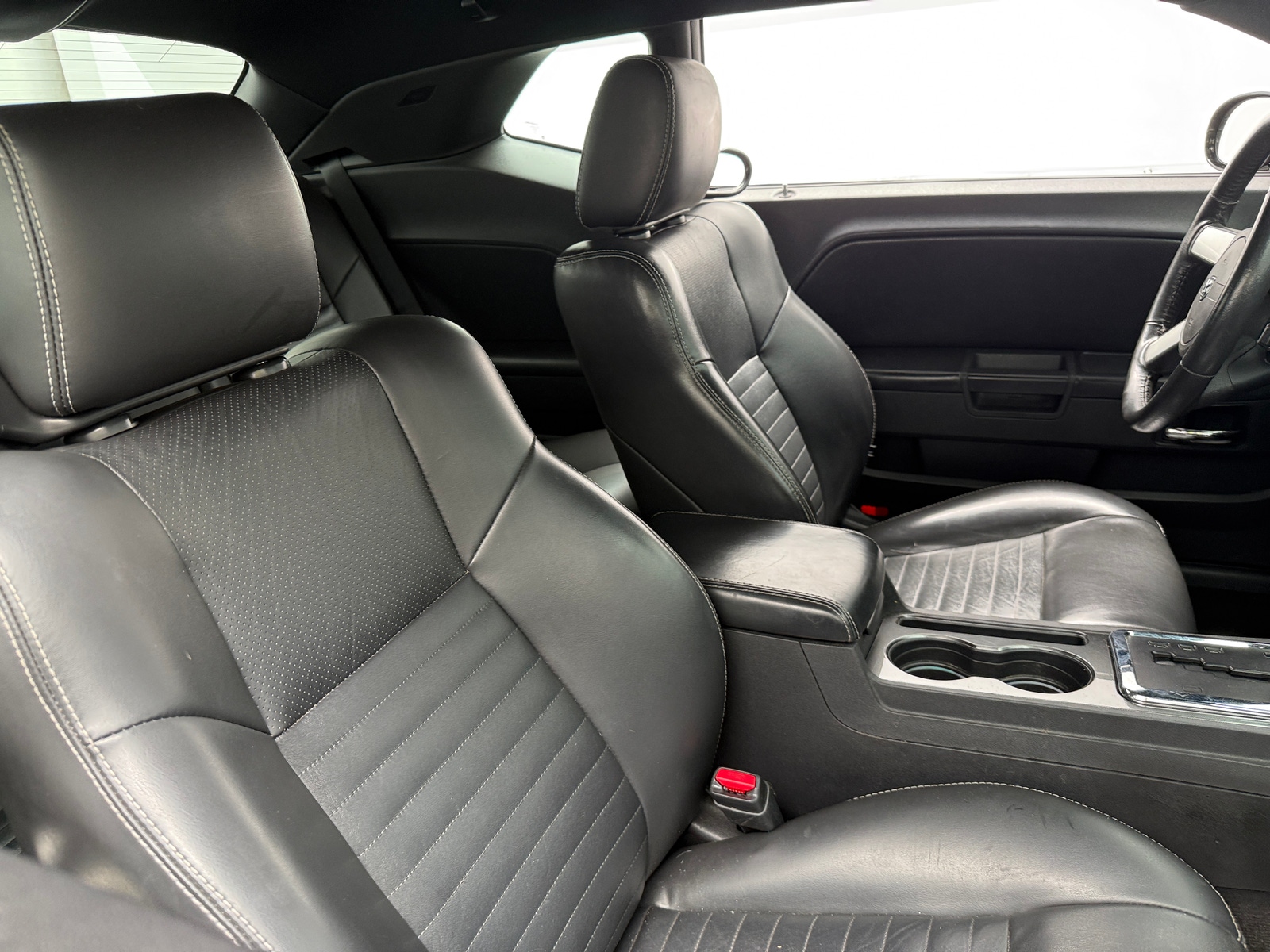 Thumbnail: 2010 Dodge Challenger - 2