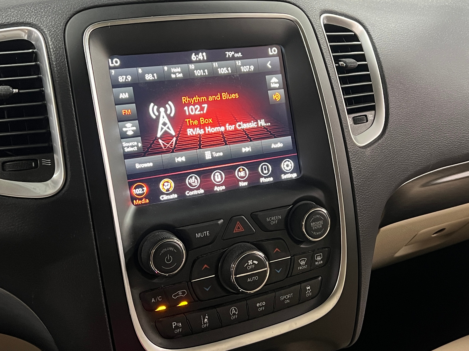 Thumbnail: 2020 Dodge Durango - 3