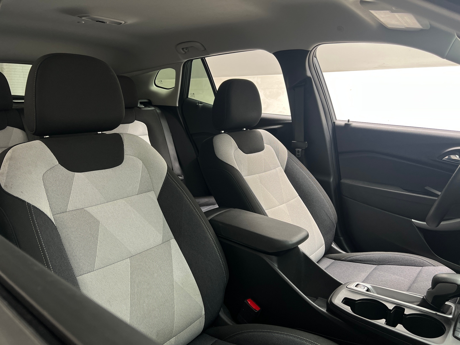 Thumbnail: 2024 Chevrolet Trax - 2