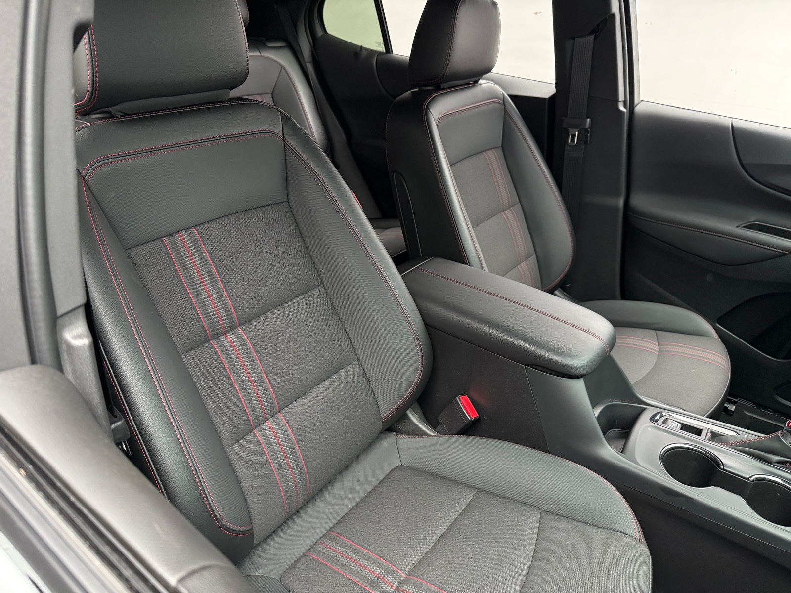 Thumbnail: 2024 Chevrolet Equinox - 2