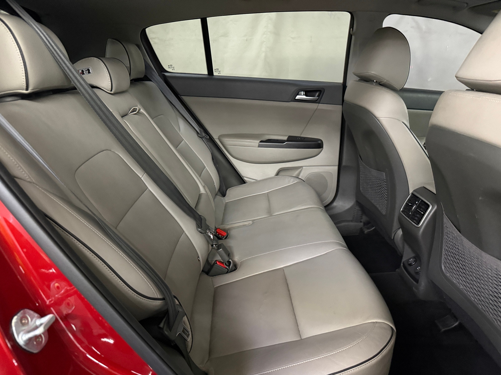Thumbnail: 2017 Kia Sportage - 5