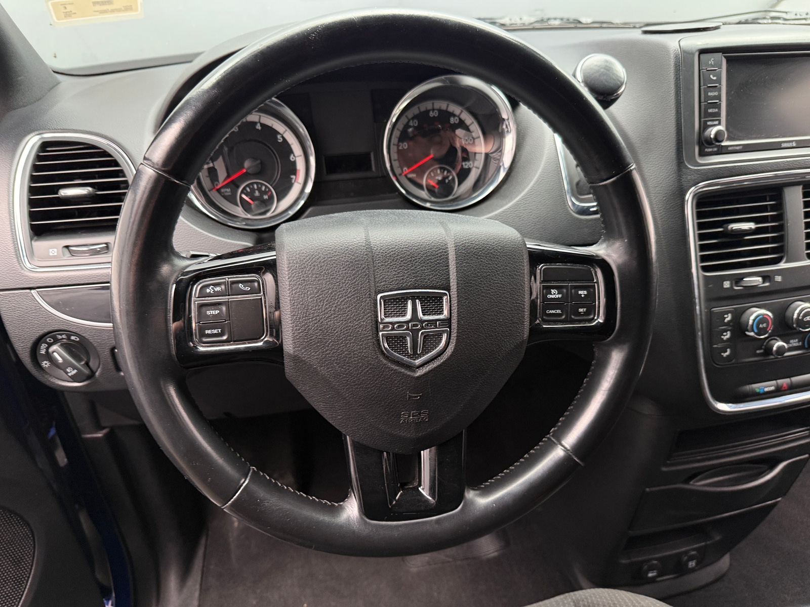 Thumbnail: 2019 Dodge Grand Caravan - 5