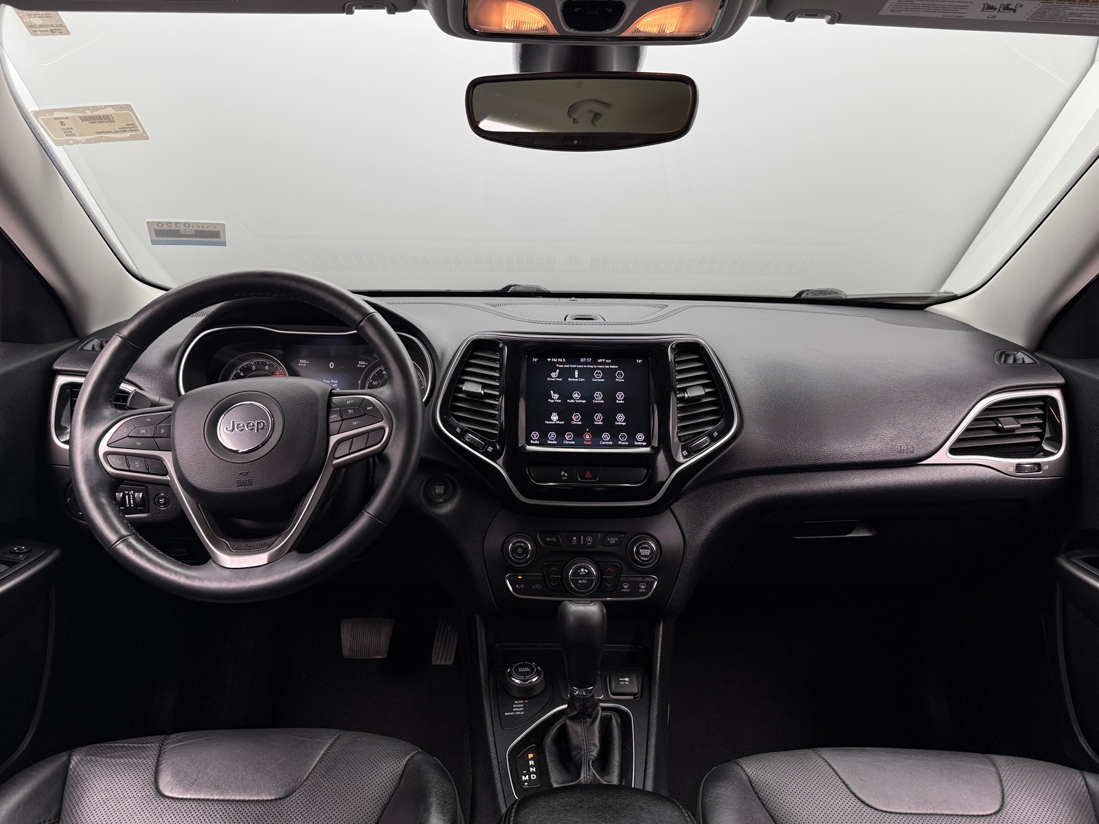 Thumbnail: 2020 Jeep Cherokee - 2