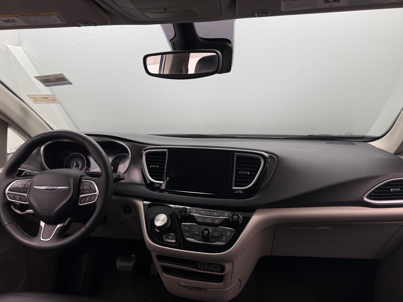 Thumbnail: 2023 Chrysler Pacifica - 2