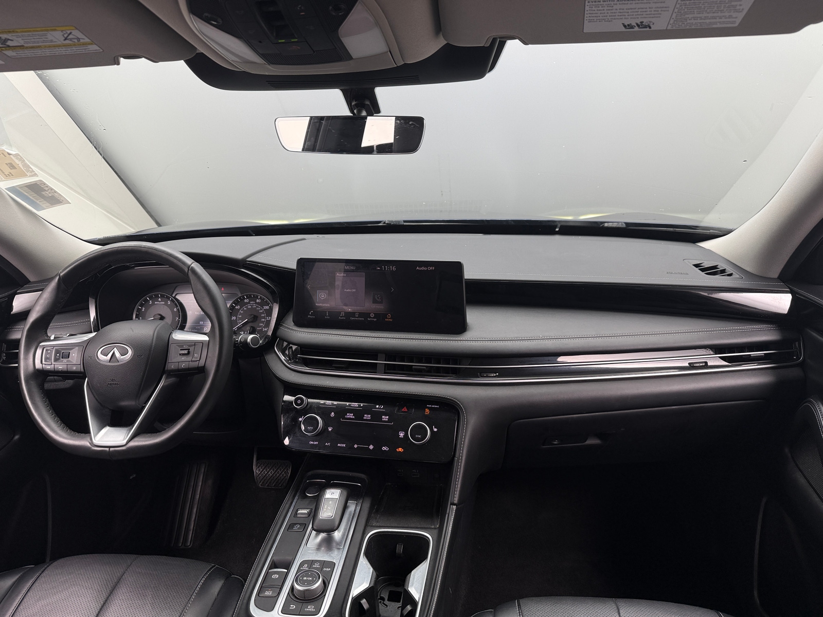 Thumbnail: 2023 INFINITI QX60 - 2