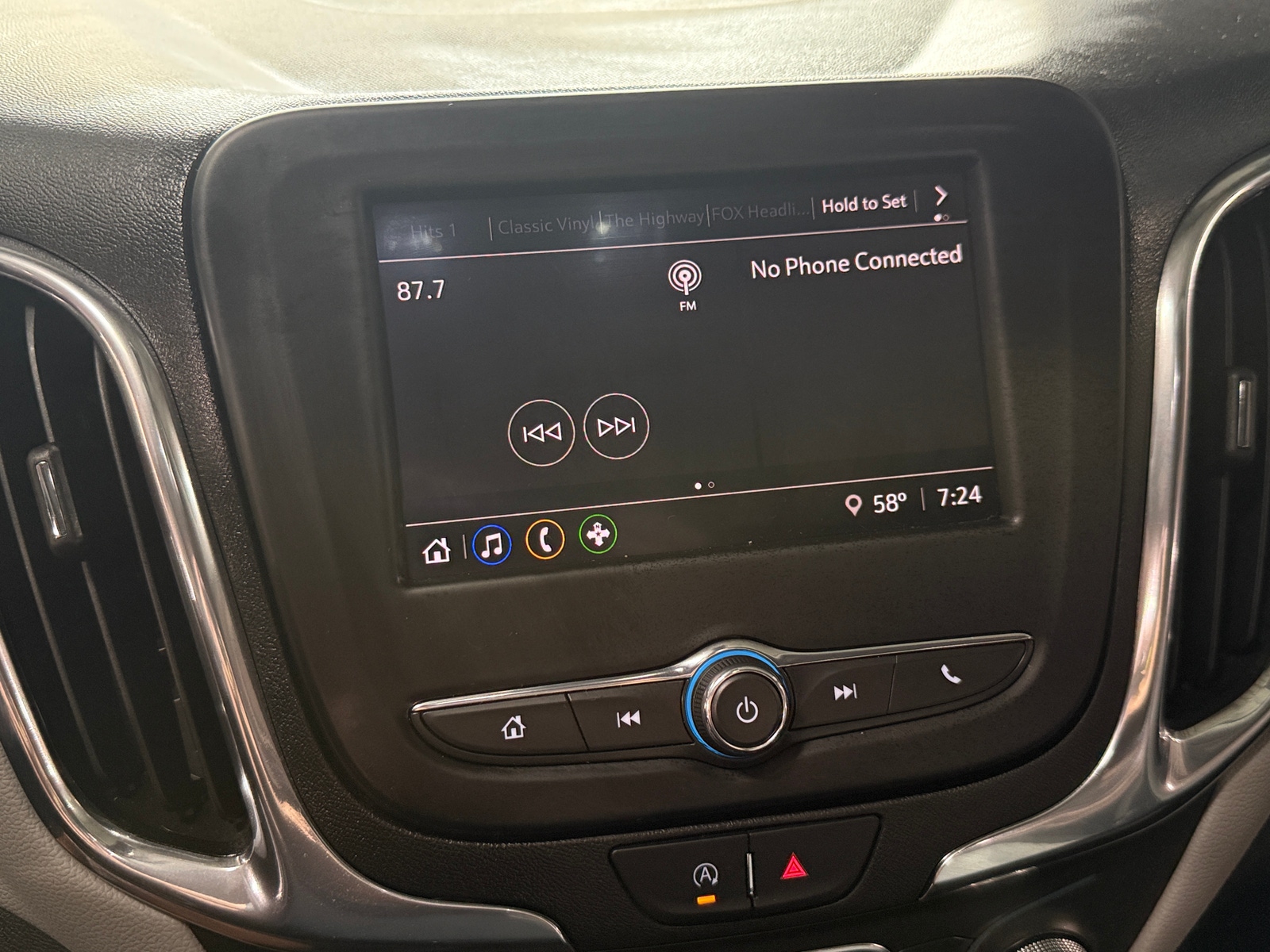 Thumbnail: 2023 Chevrolet Equinox - 4