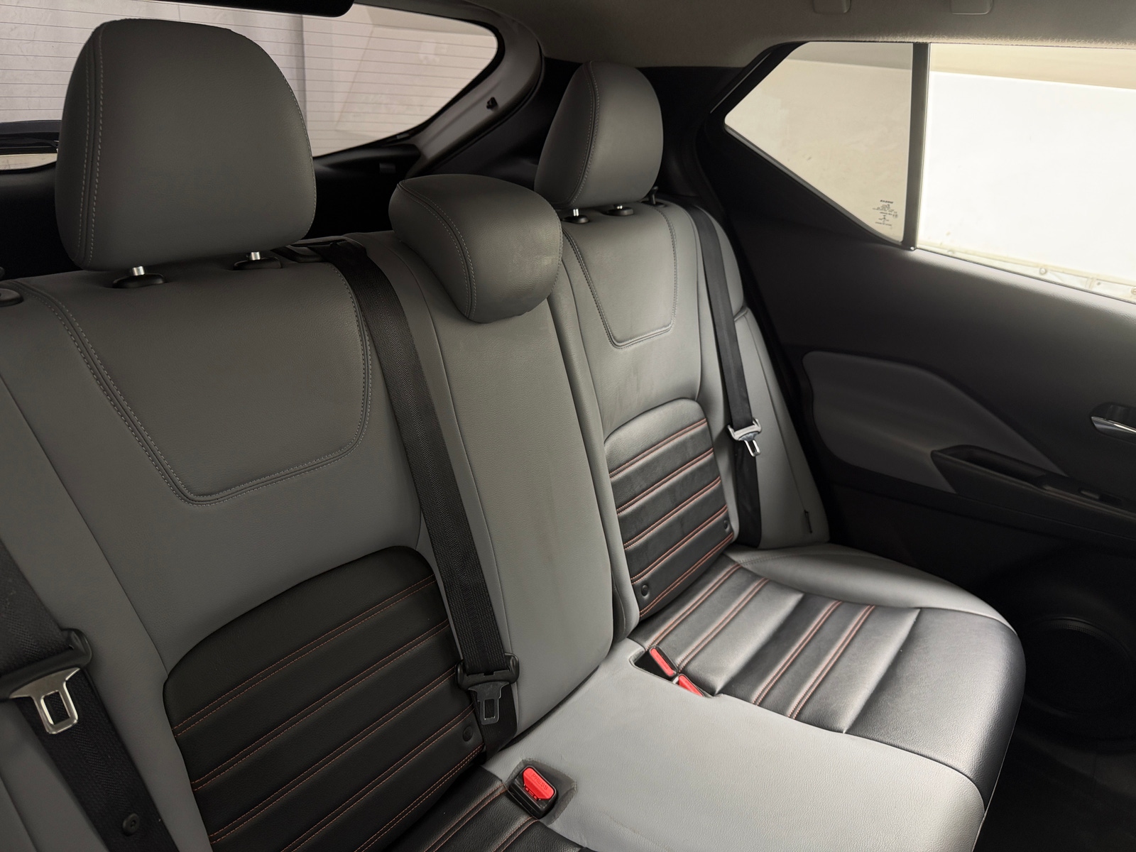 Thumbnail: 2023 Nissan Kicks - 6