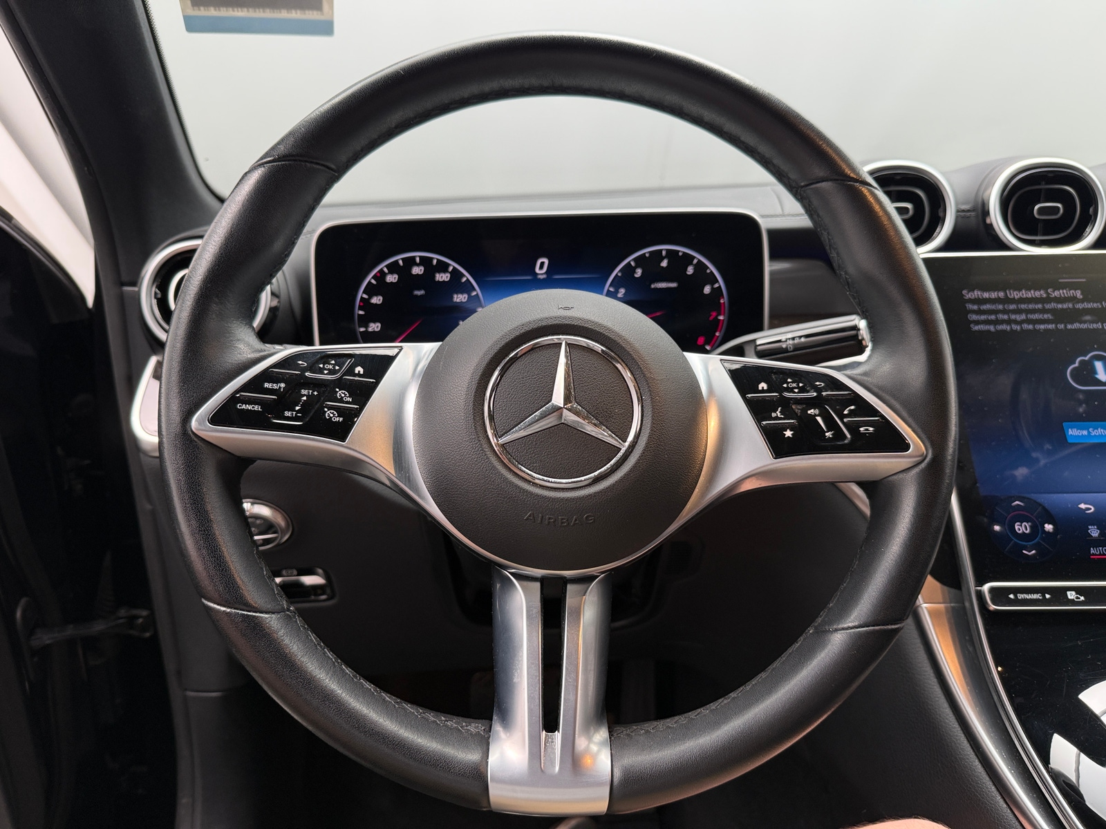Thumbnail: 2023 Mercedes-Benz GLC - 4
