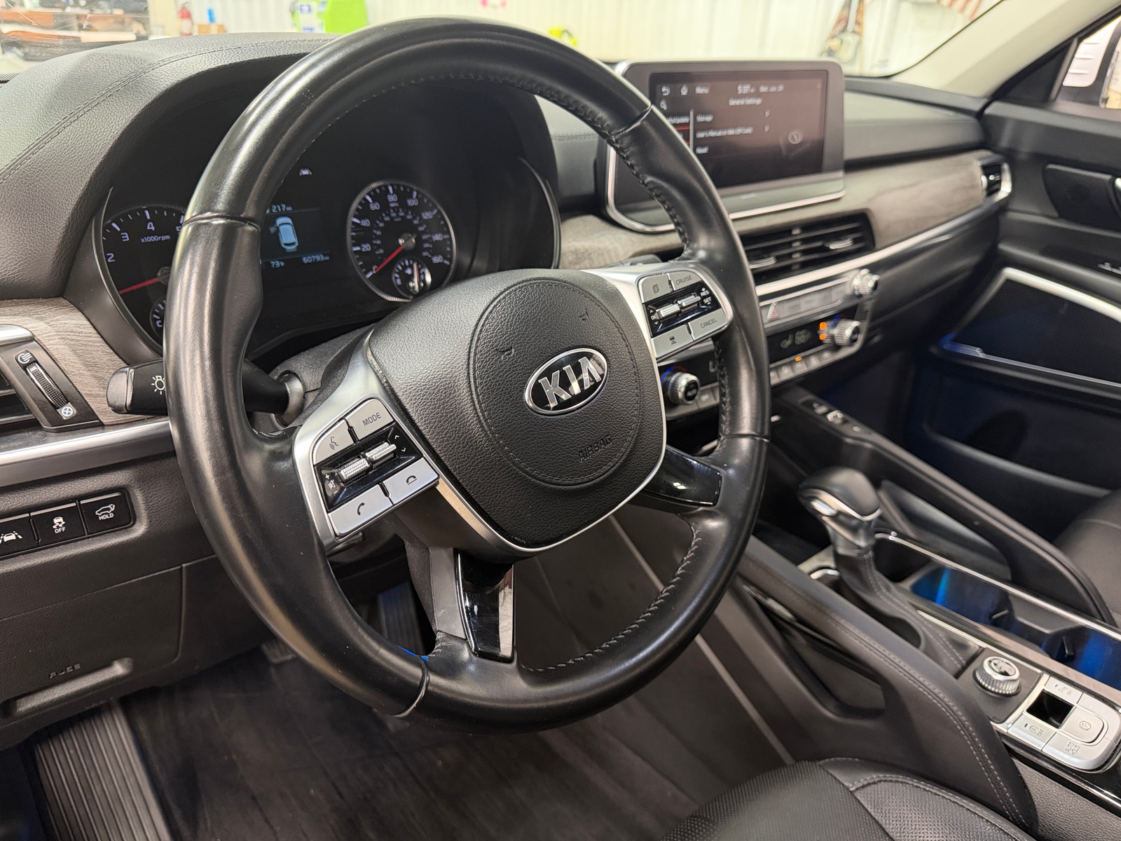 Thumbnail: 2021 Kia Telluride - 4