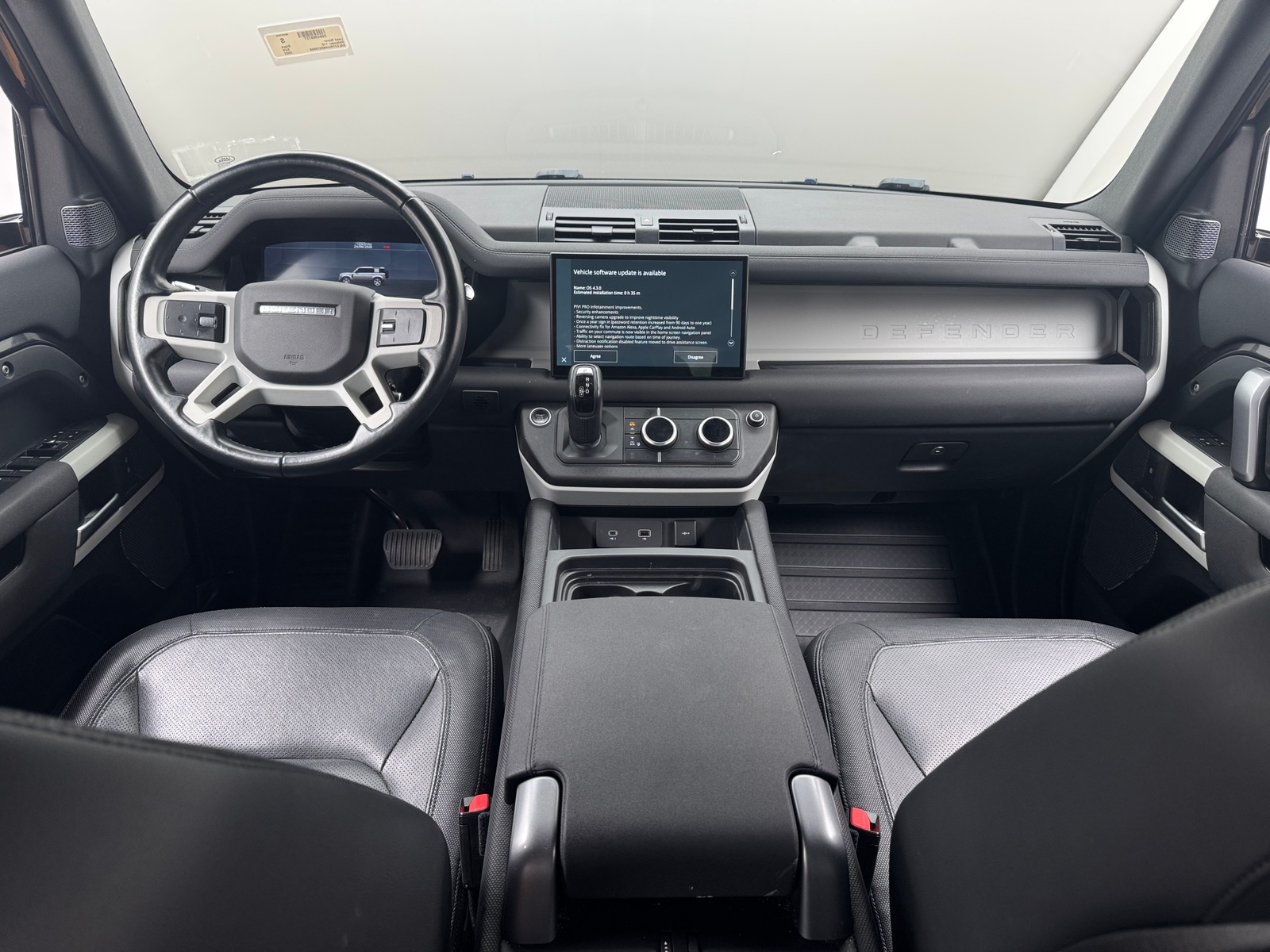 Thumbnail: 2022 Land Rover Defender - 2