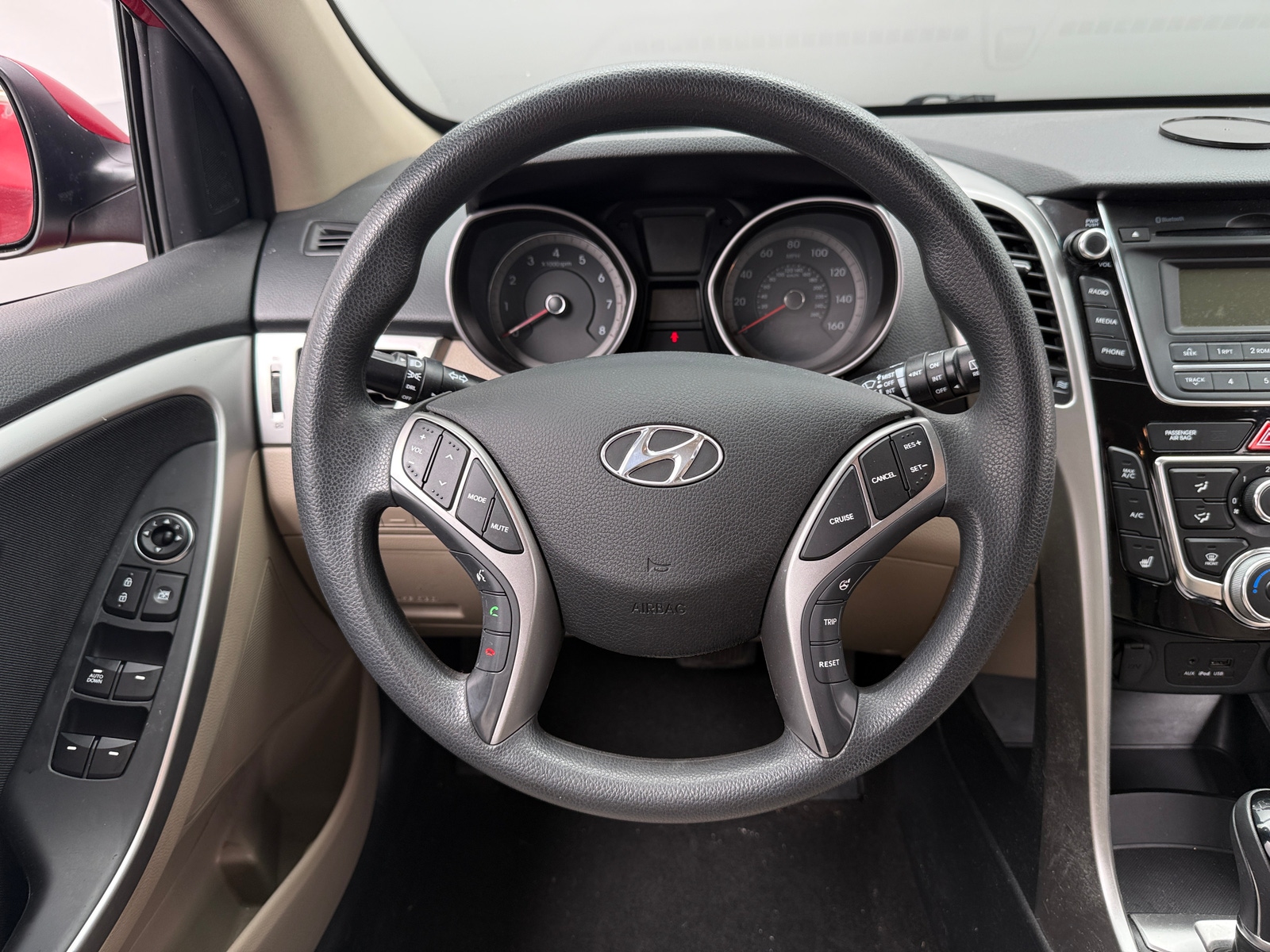 Thumbnail: 2014 Hyundai Elantra - 5