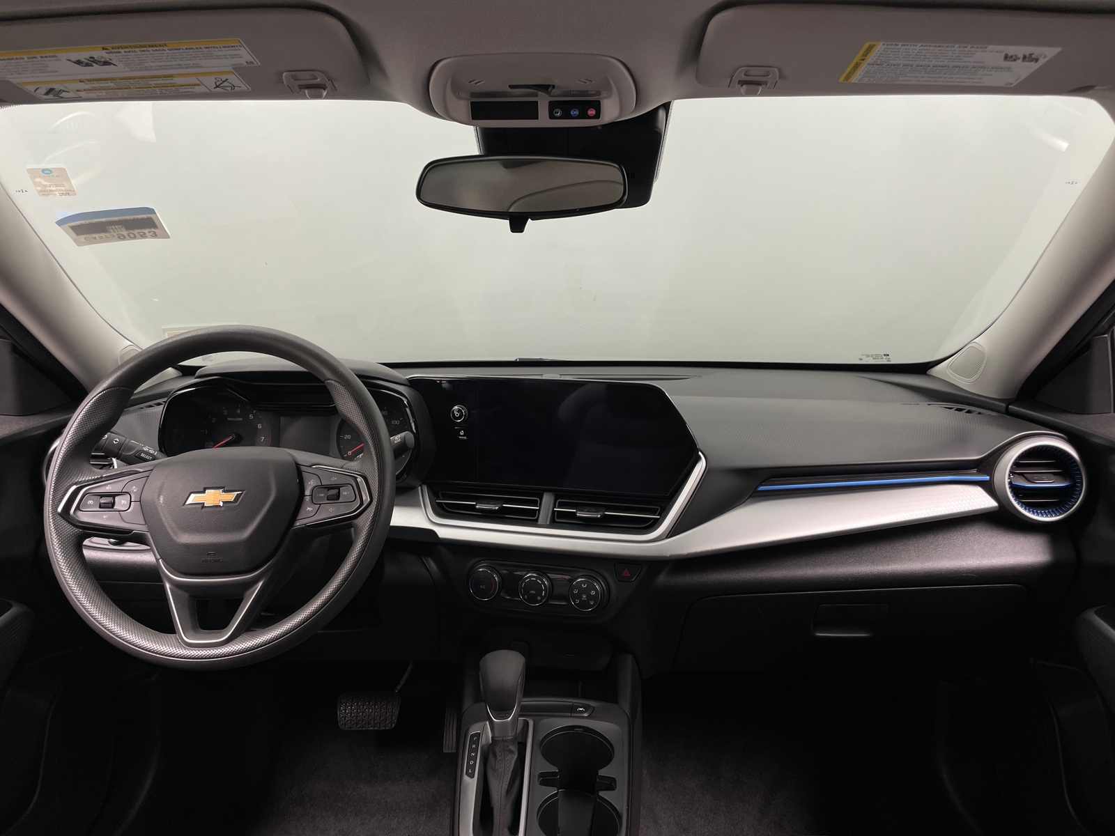 Thumbnail: 2026 Chevrolet Trax - 3