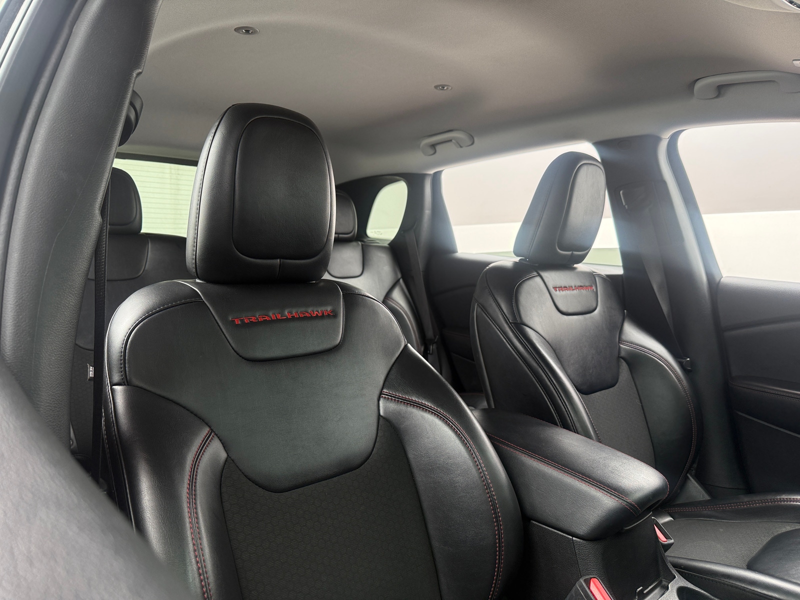 Thumbnail: 2019 Jeep Cherokee - 2