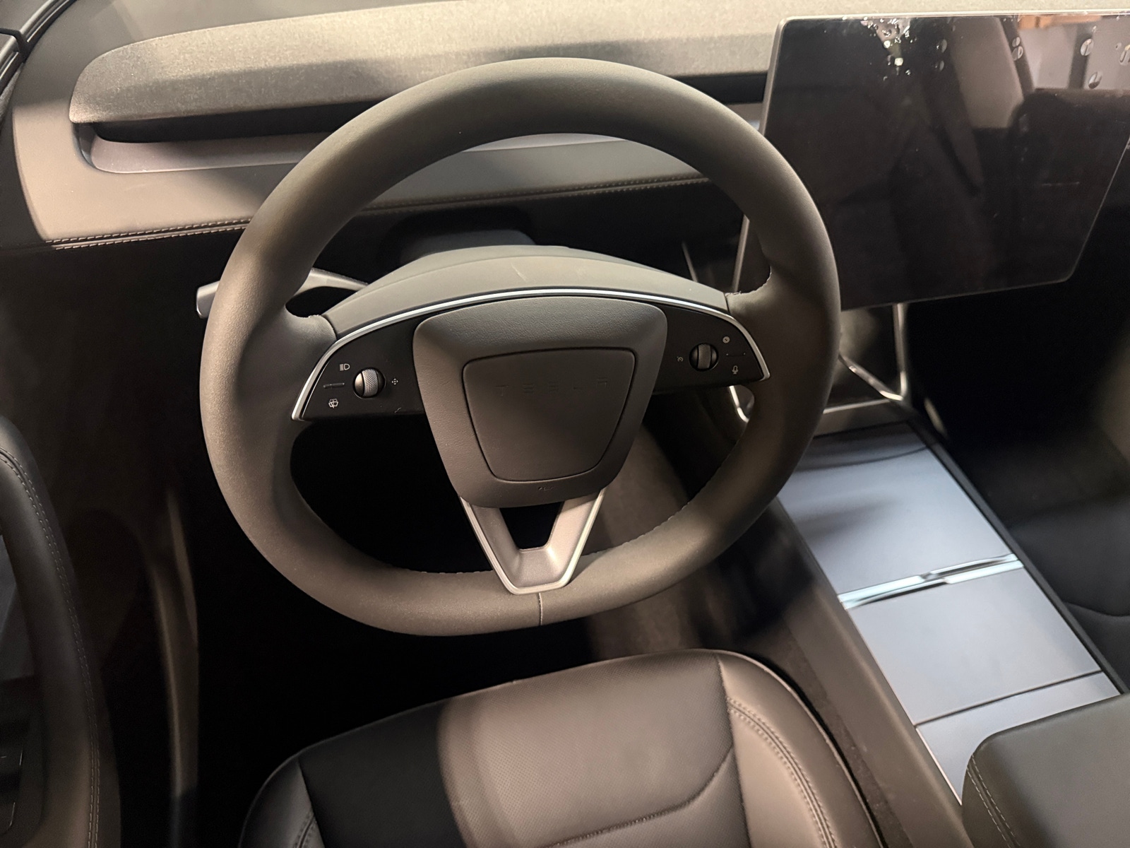 Thumbnail: 2026 Tesla Model Y - 3