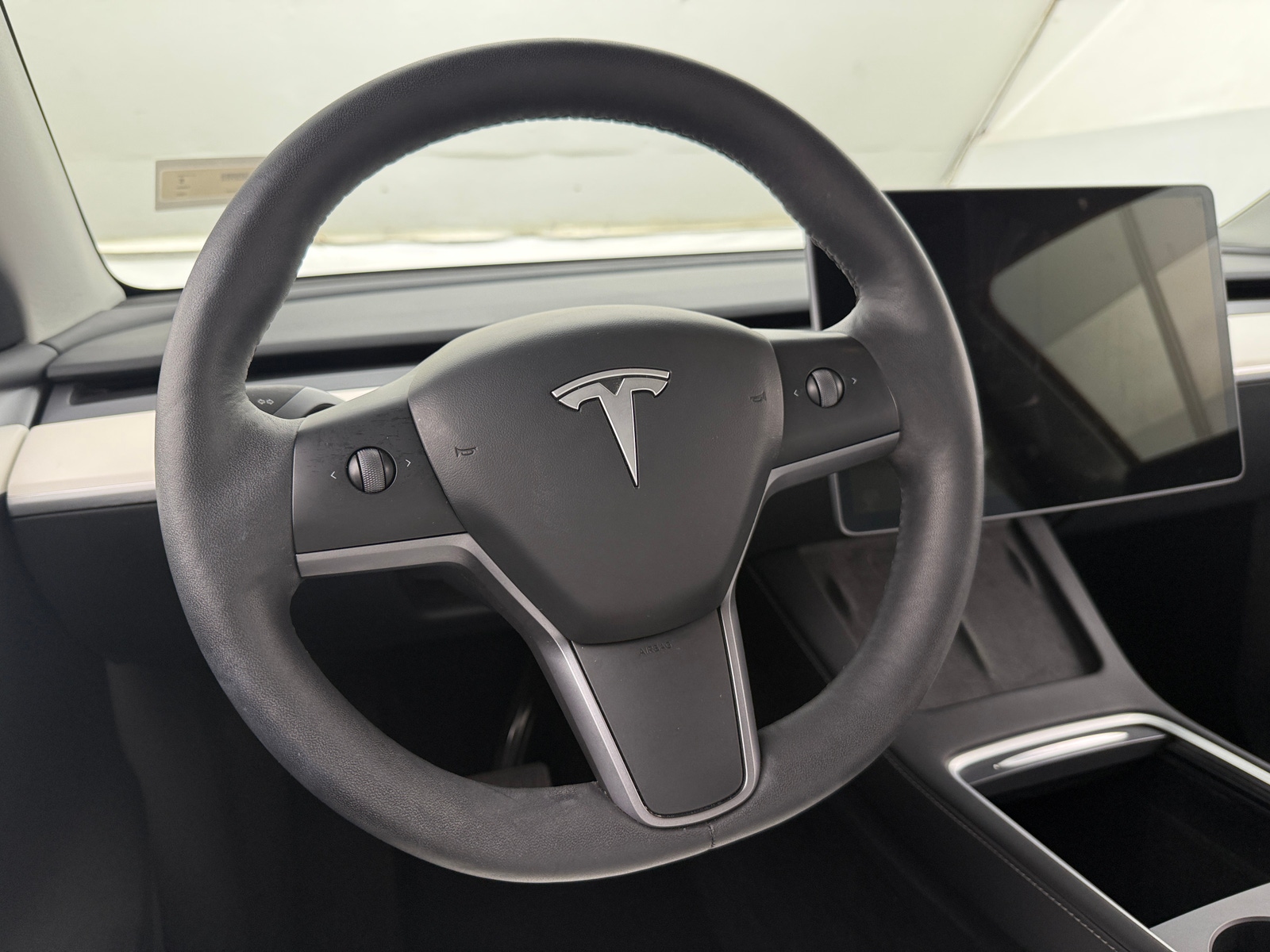 Thumbnail: 2023 Tesla Model Y - 4