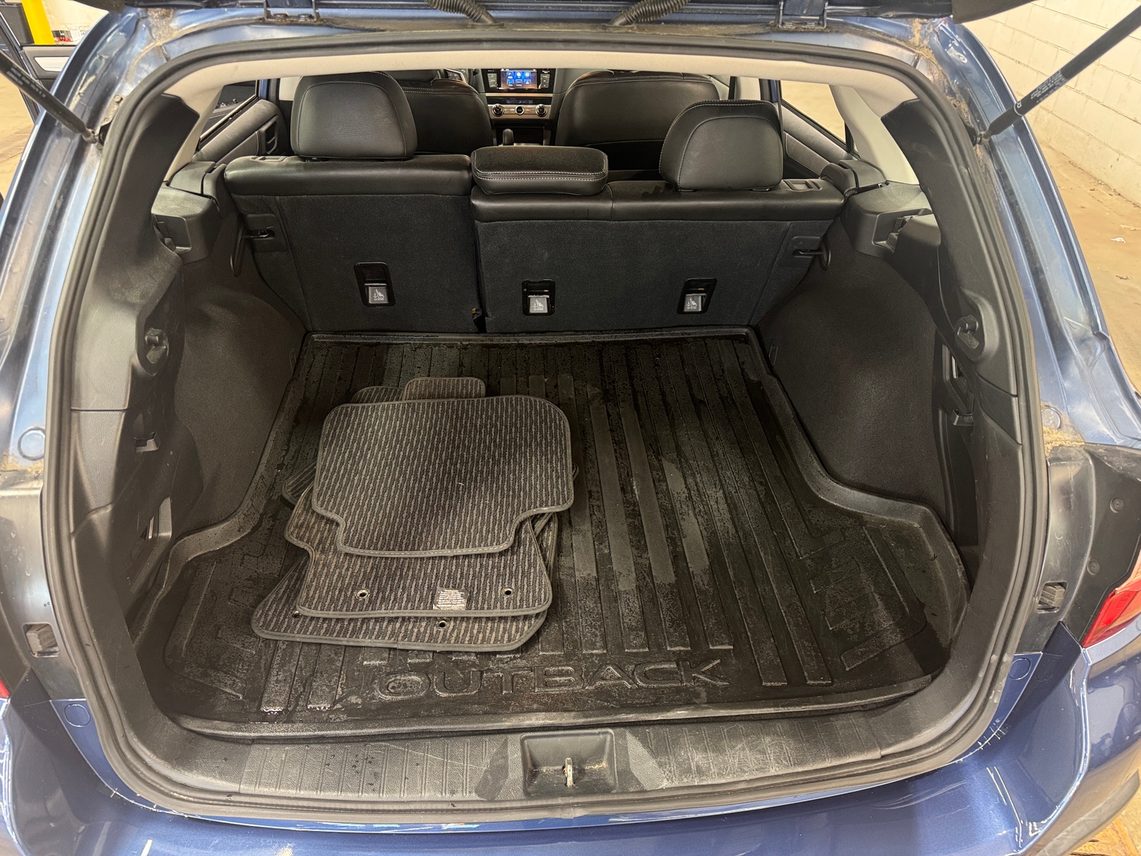Thumbnail: 2019 Subaru Outback - 7