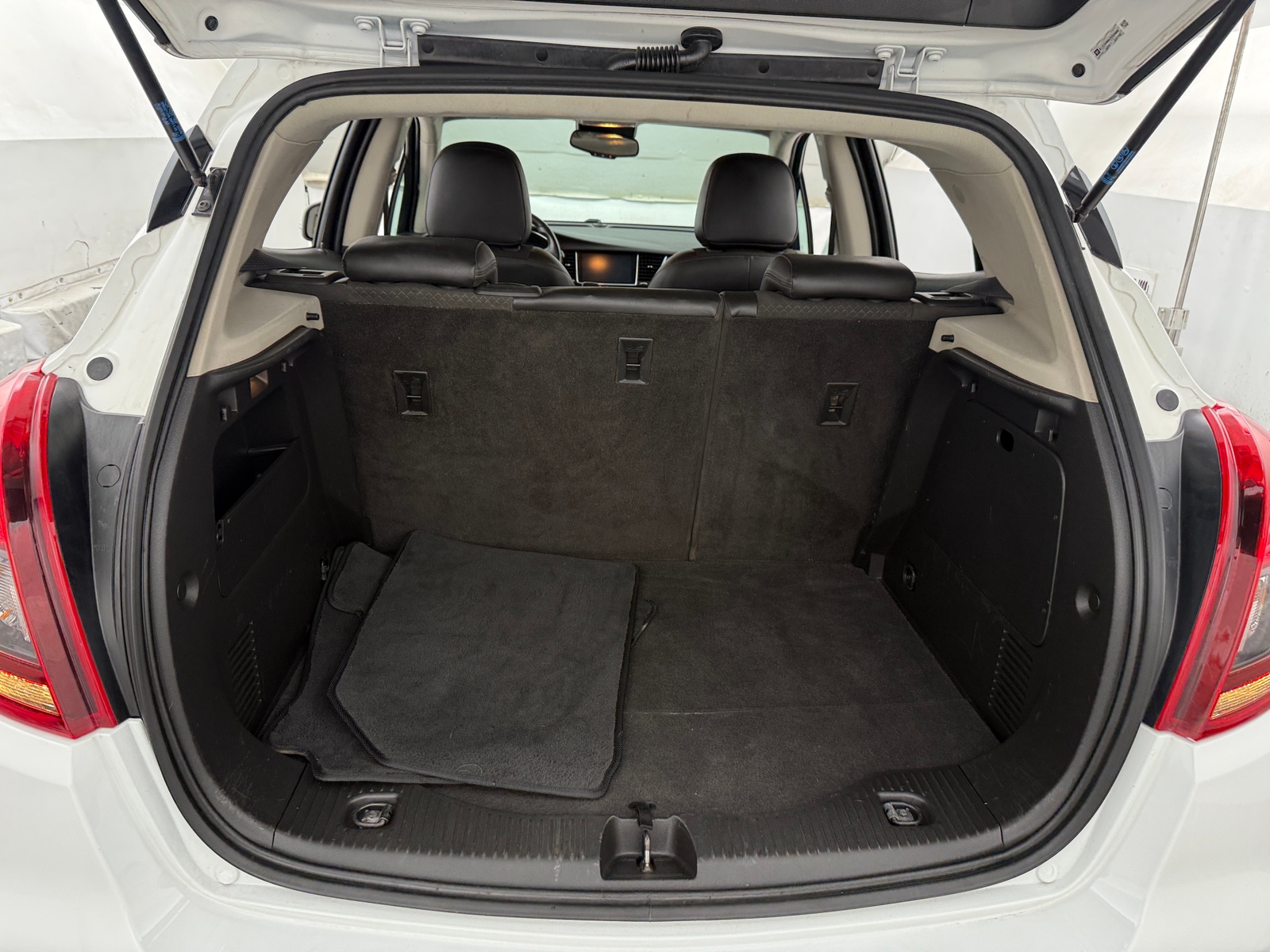 Thumbnail: 2018 Buick Encore - 6