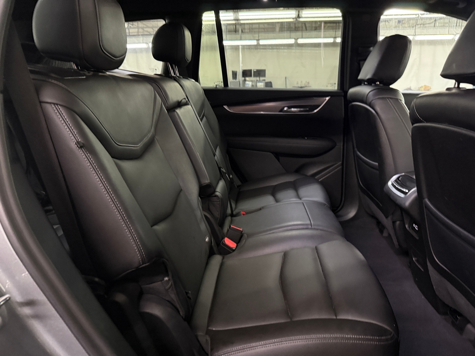 Thumbnail: 2024 Cadillac XT6 - 5