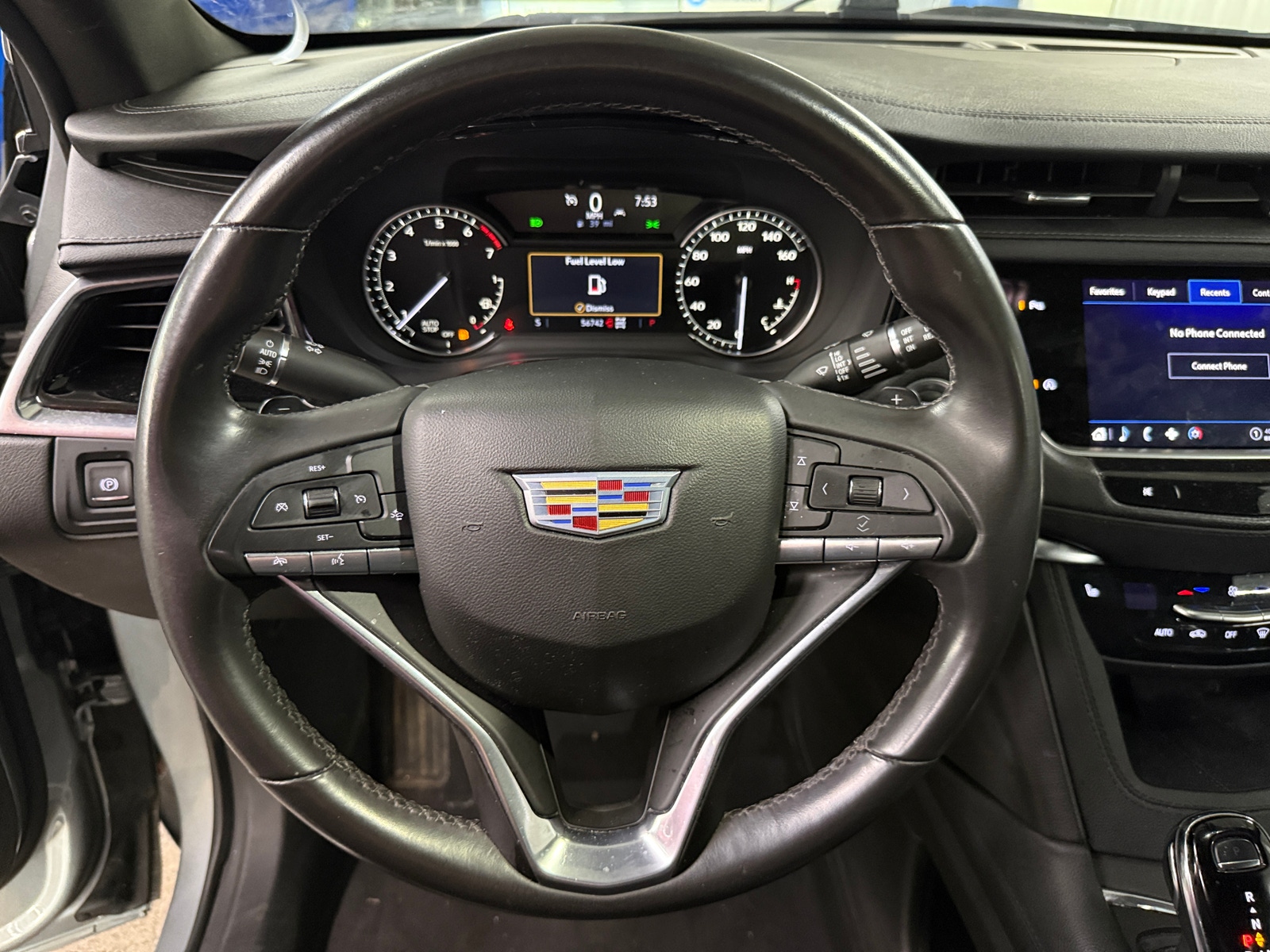 Thumbnail: 2024 Cadillac XT6 - 4