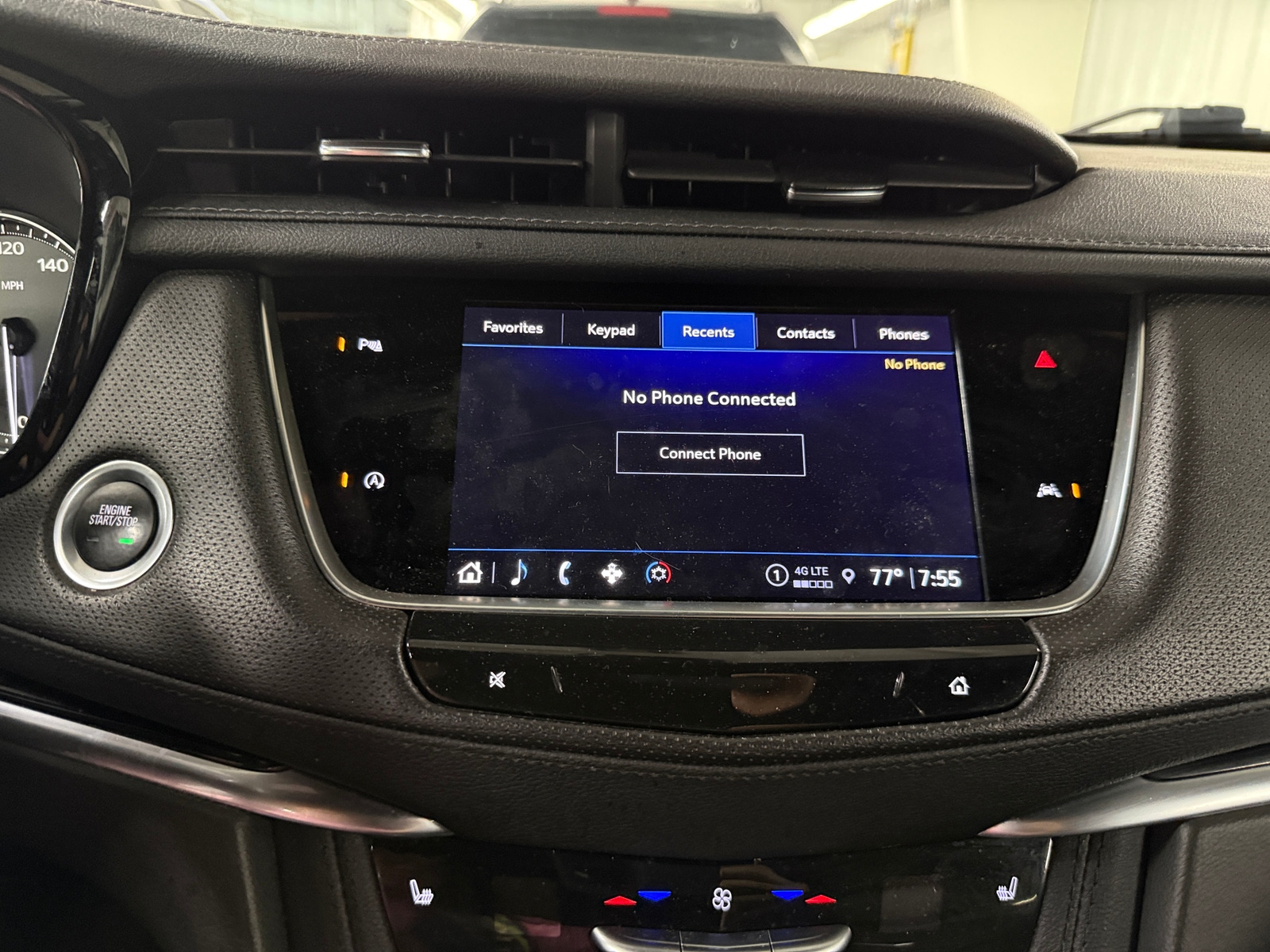 Thumbnail: 2024 Cadillac XT6 - 3