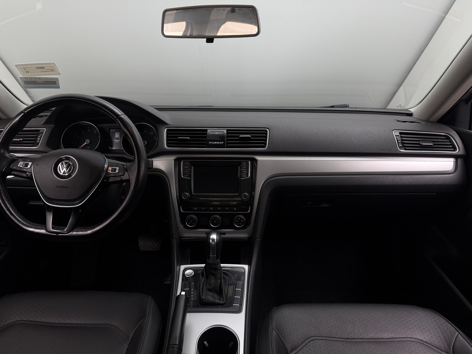 Thumbnail: 2019 Volkswagen Passat - 2