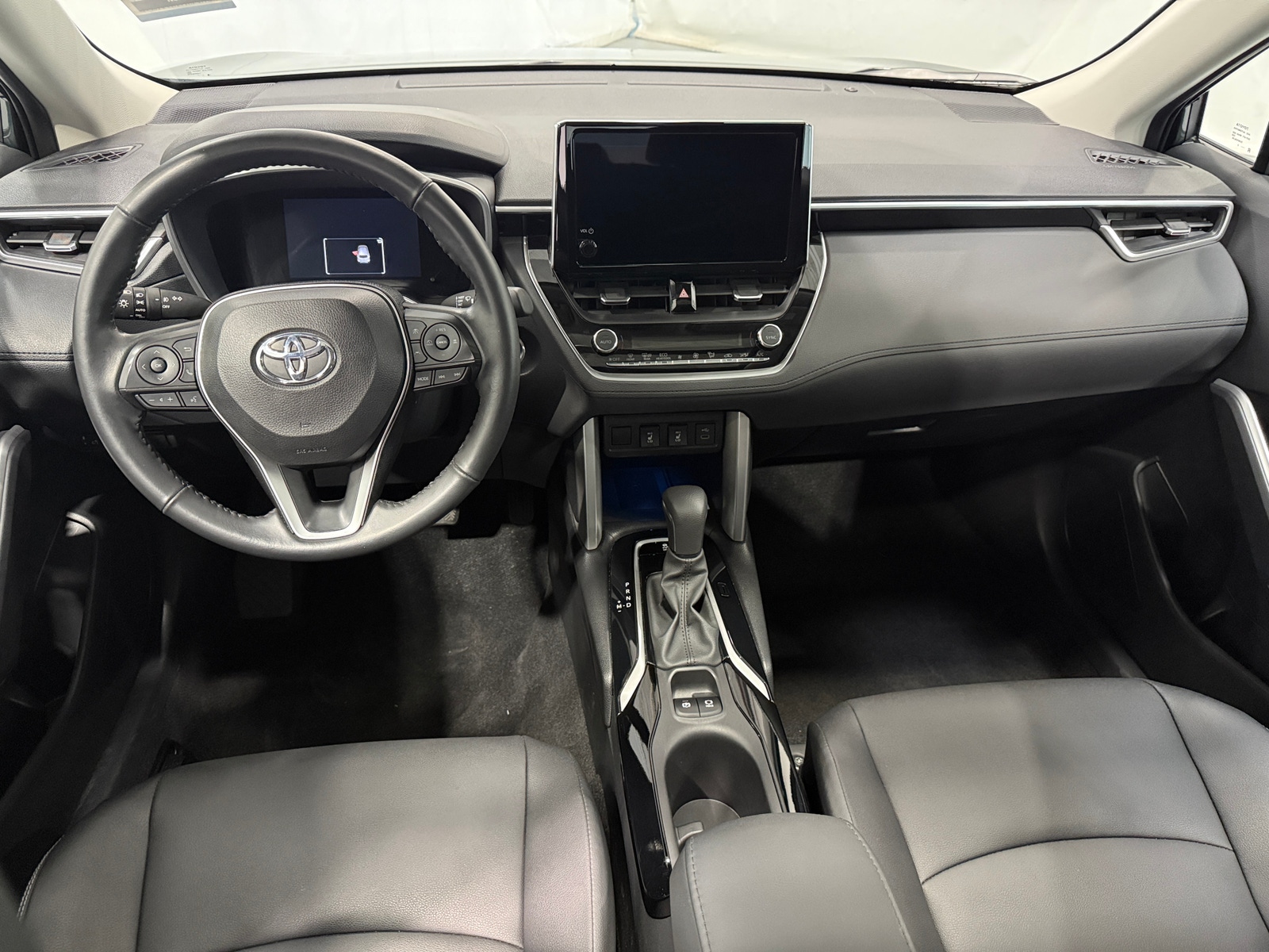 Thumbnail: 2023 Toyota Corolla Cross - 2