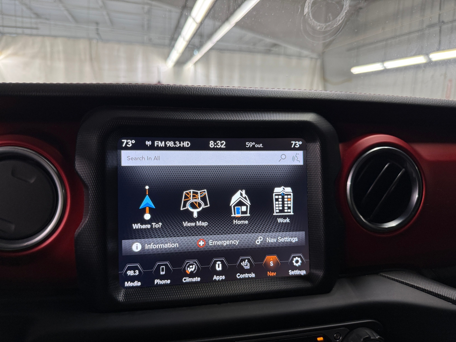 Thumbnail: 2020 Jeep Gladiator - 3